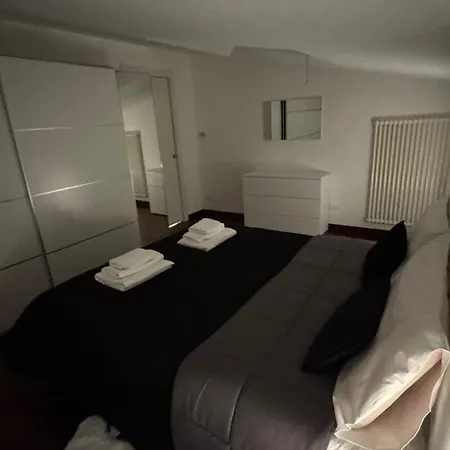 085 Luxury Apartment *